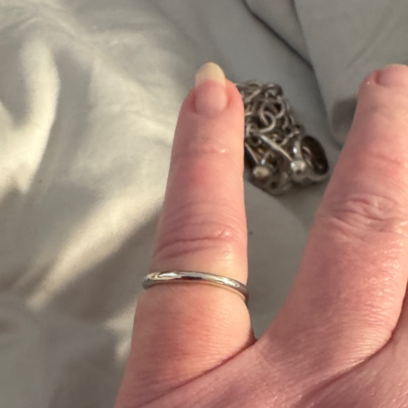 Tiffany & Co. Silver and Gold Knot Ring - Picture 2 of 6